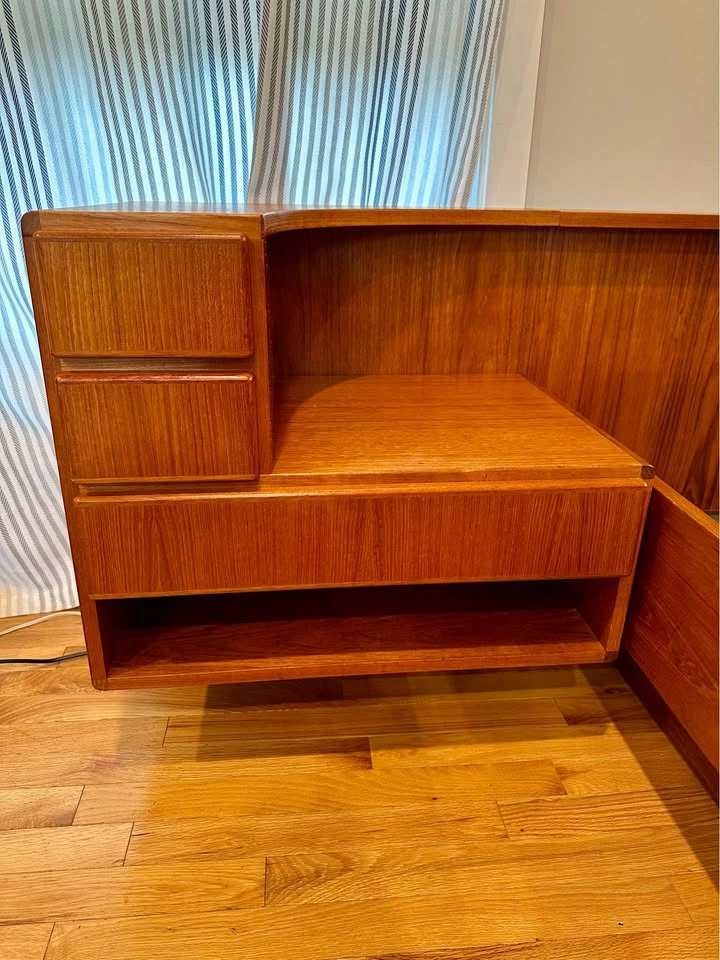 Danish Teak Queen Bed Frame - photo 4