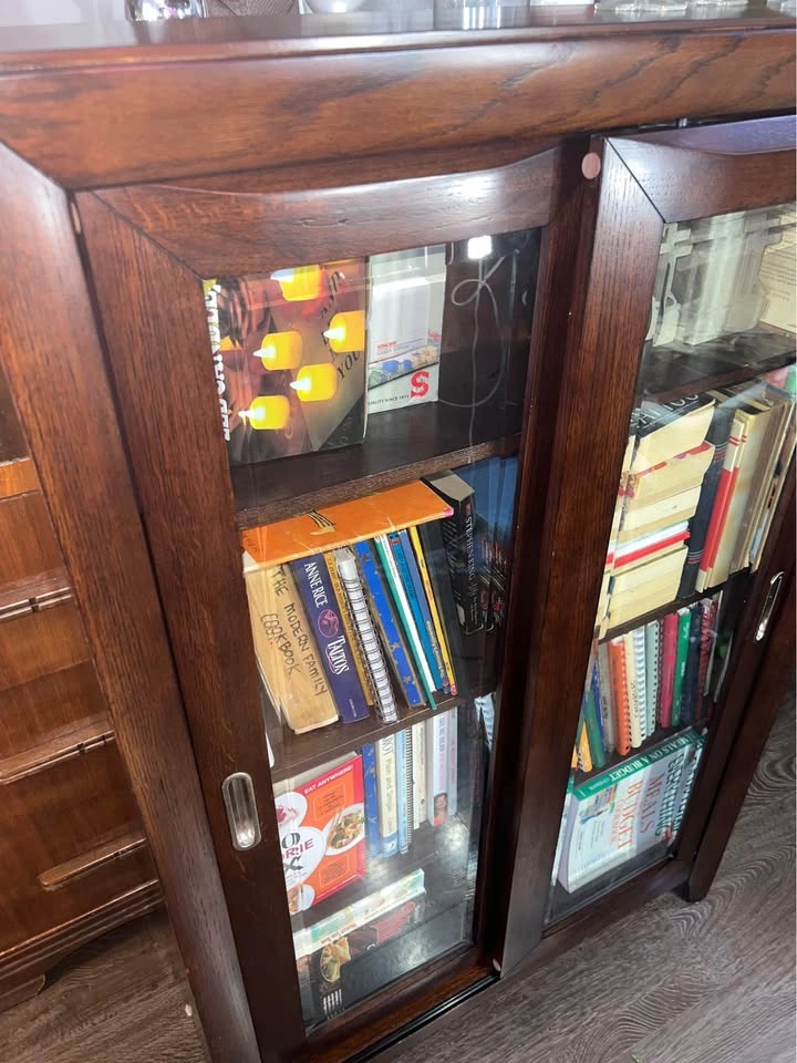 Vintage Rosewood Veneer Bookcase with Sliding Glass Doors - photo 2