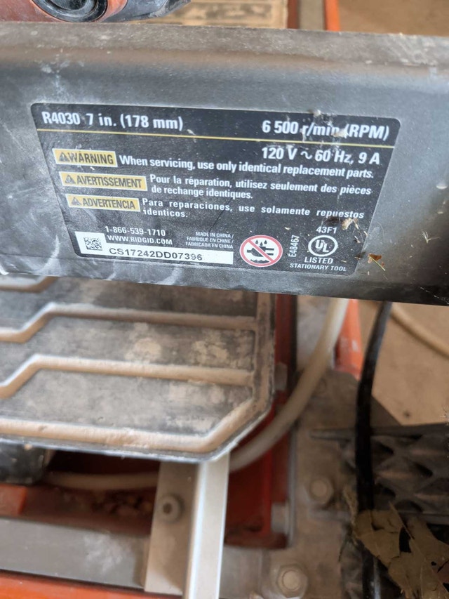 RIDGID 7 inch Tile Saw