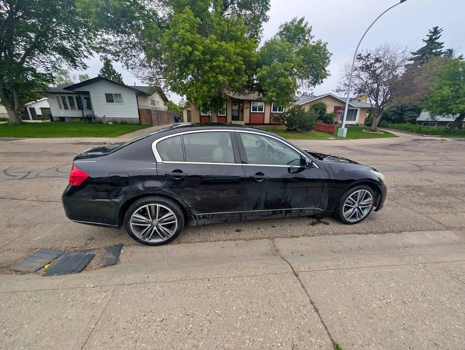2012 Infiniti g25x