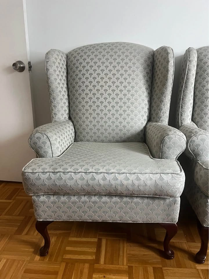 Pair of Chairs - photo 2