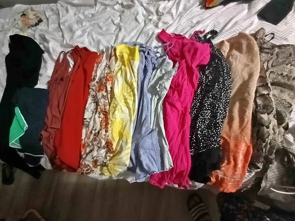 Women’s Size Small Clothing Bundle – 12 Pieces