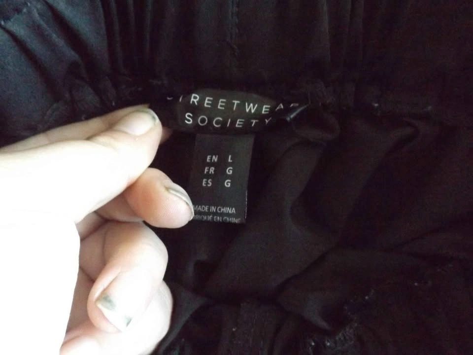 Streetwear Society Black High Rise Shorts – Size Large - photo 3