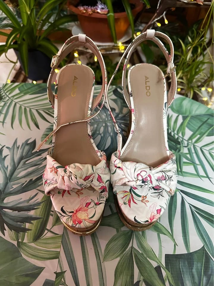 ALDO Floral Wedge Heels - photo 4