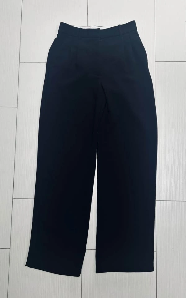Aritzia Wilfred The Effortless crepette pants - photo 2