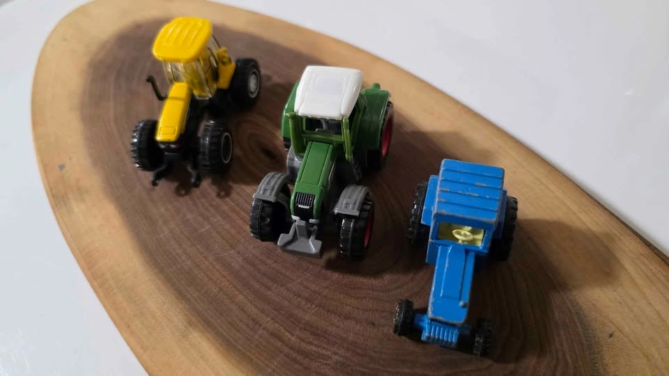 Diecast tractor lot - photo 4