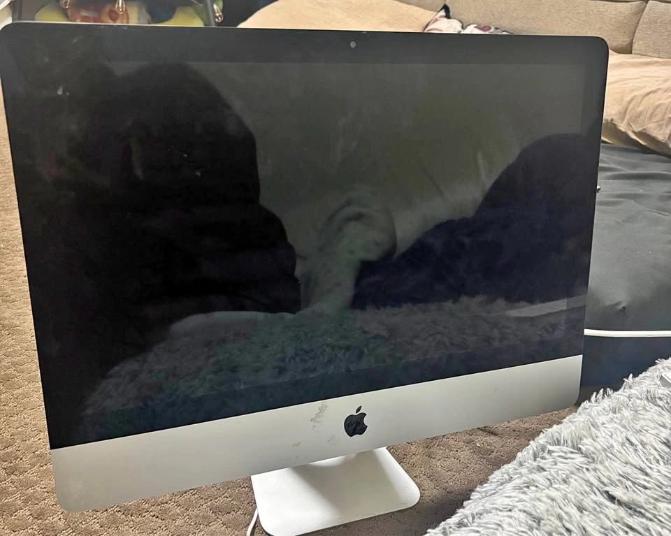 Apple iMac 21.5-inch (2019)