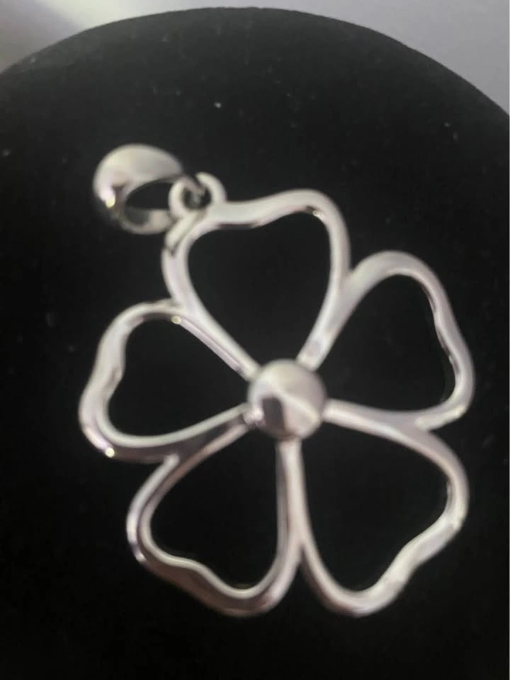 Silver Flower Pendant - photo 2