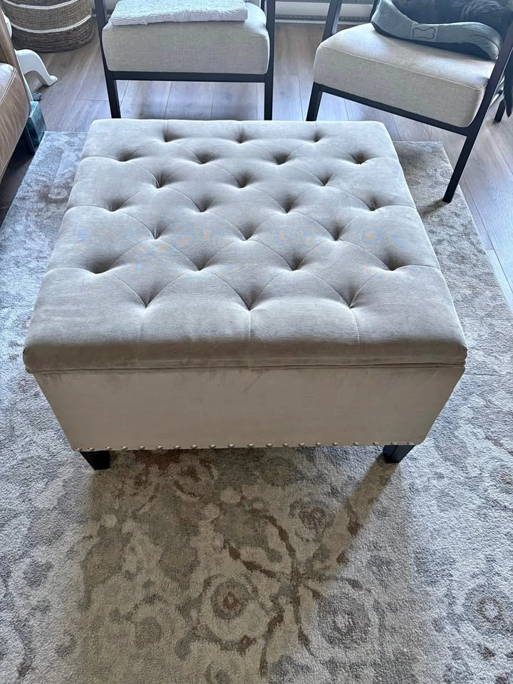 Tufted 27.5” square Ottoman