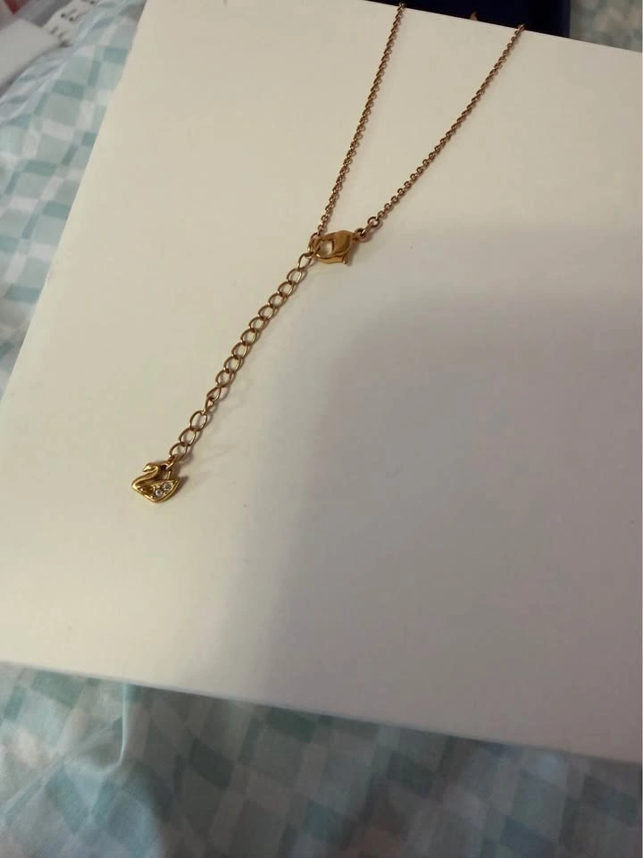 Swarovski gold tone necklace - photo 2