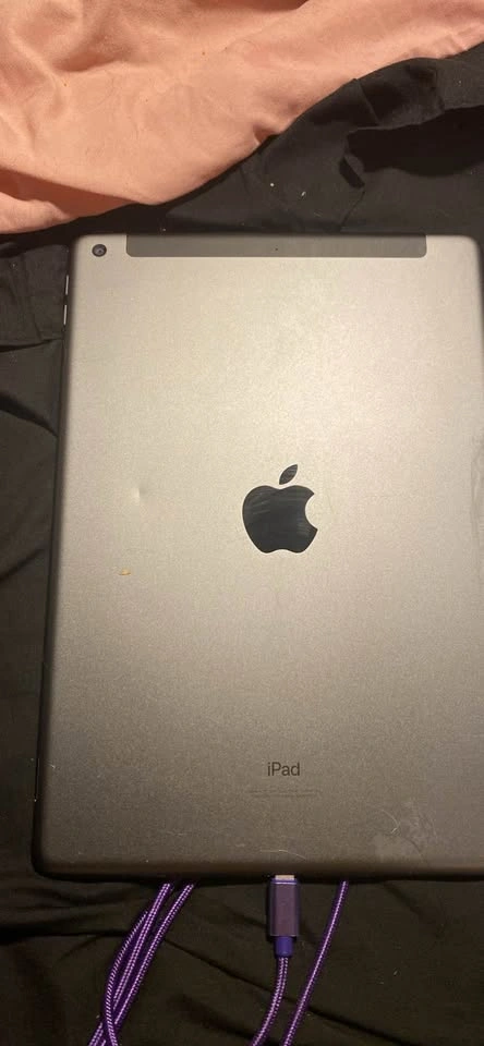 Apple iPad (9th Gen) + Apple Pencil + Keyboard Case - photo 2
