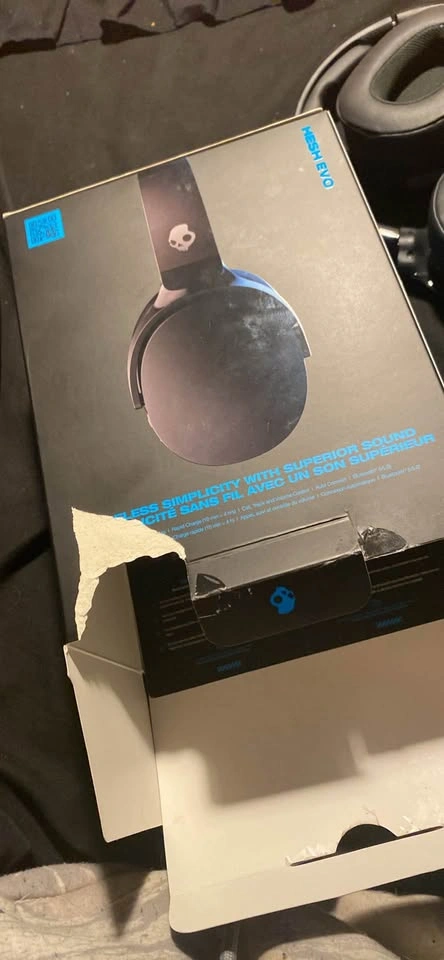 Brand new Skullcandy Hesh Evo headphones - photo 2