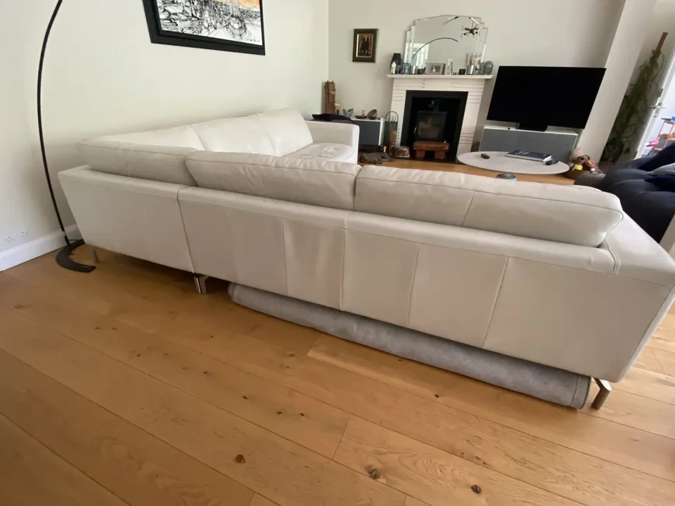 Natuzzi White Leather 2 Piece Sectional - photo 3