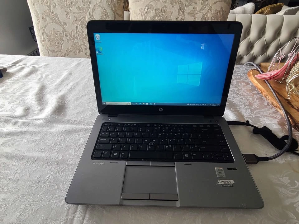 🇨🇦  HP Touchscreen Business Laptop with HP Business Monitor - photo 5