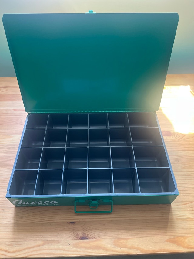 Fasteners box
