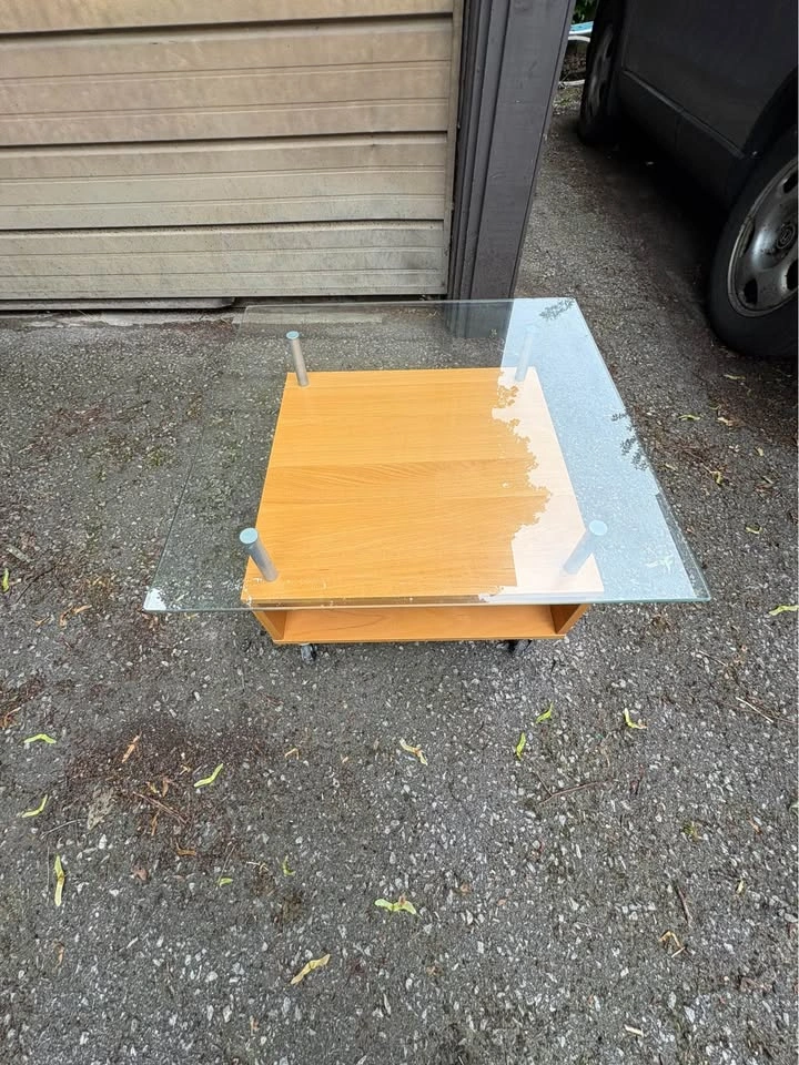 Indoor / outdoor glass top coffee table ⚽️ - photo 2