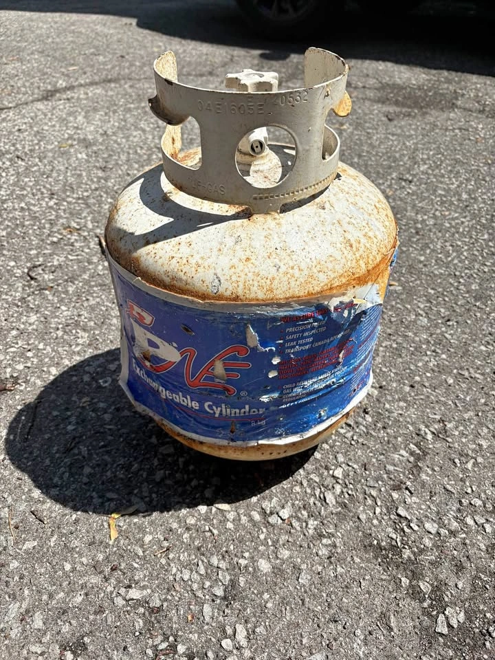 Propane tank (for tank exchange)