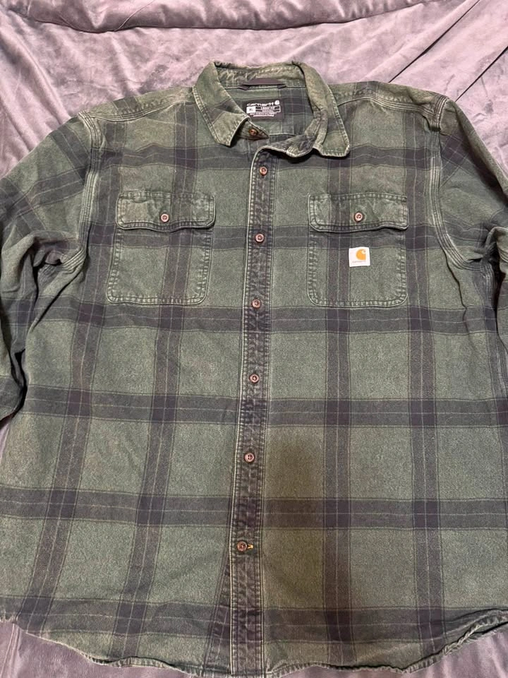 Carhartt Loose Fit Heavyweight Long Sleeve Flannel Shirt - XL