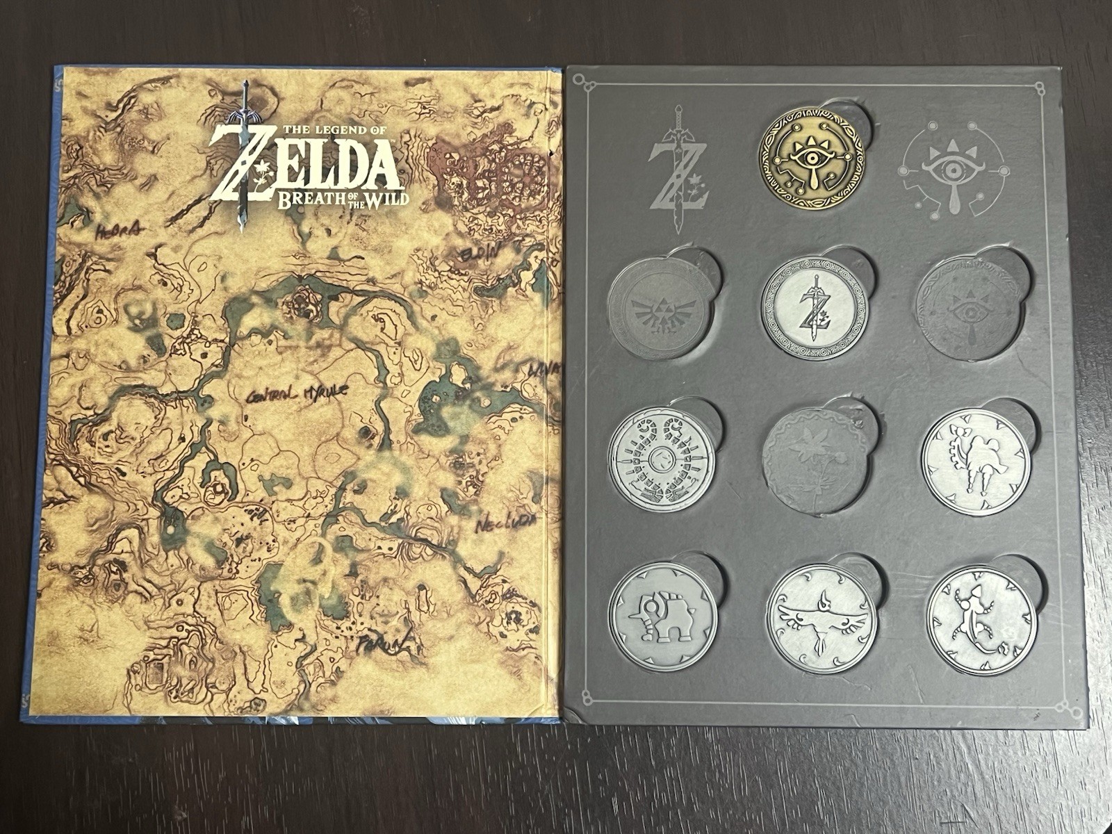 Legend Of Zelda Breath of the Wild Coin Collector's Album