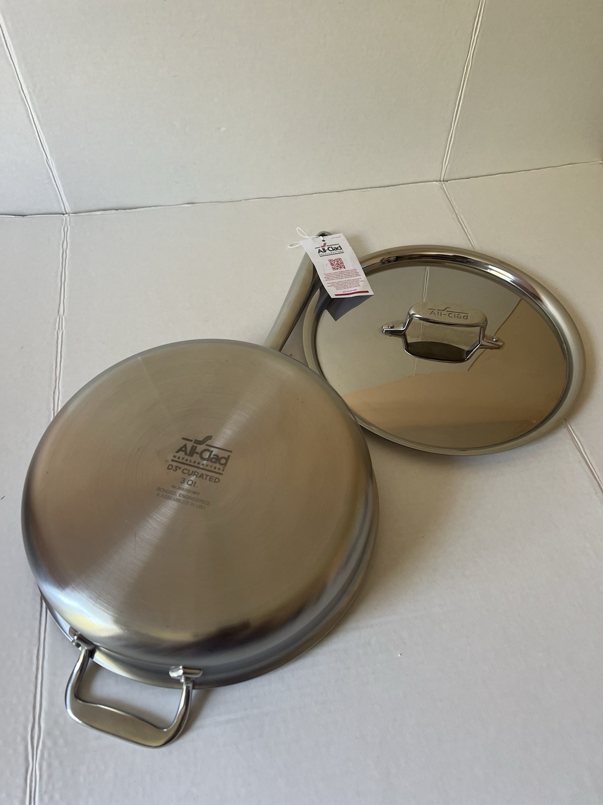All-Clad D3 Stainless 3-Ply 3qt Sauté Pan with Lid - photo 4