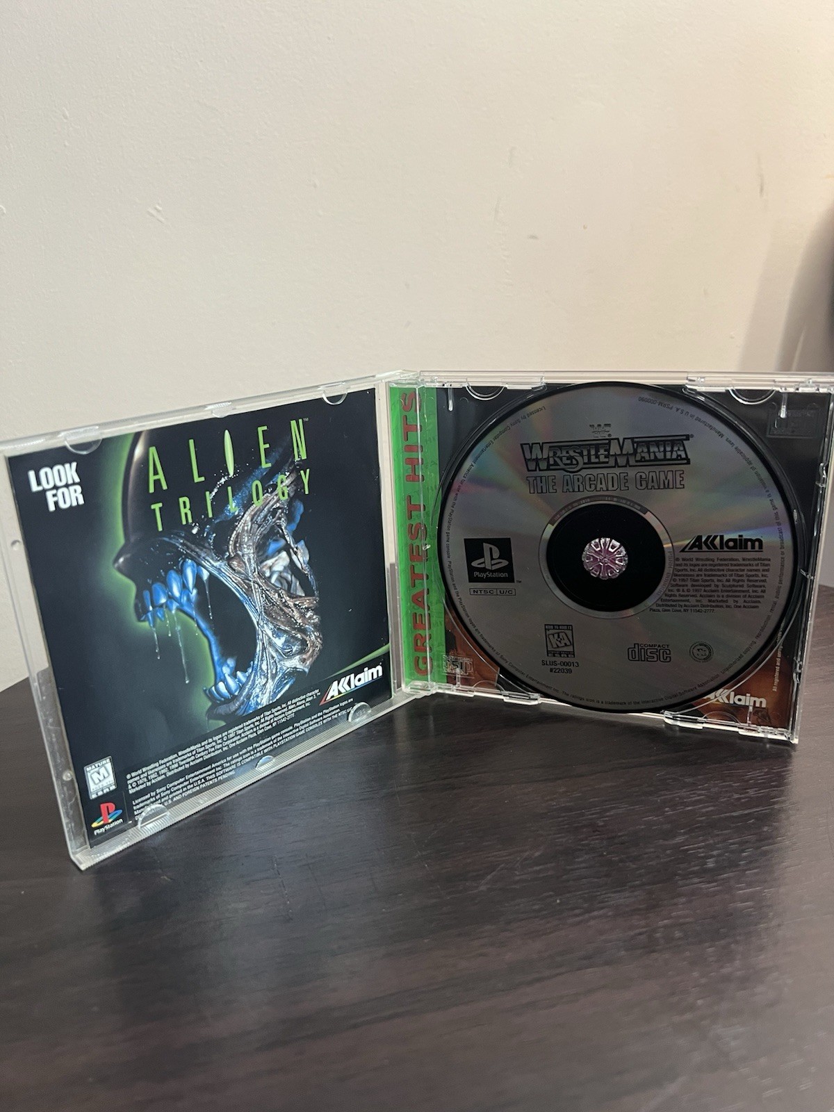 WWF WrestleMania: The Arcade Game Sony PlayStation 1 GH CIB - photo 3