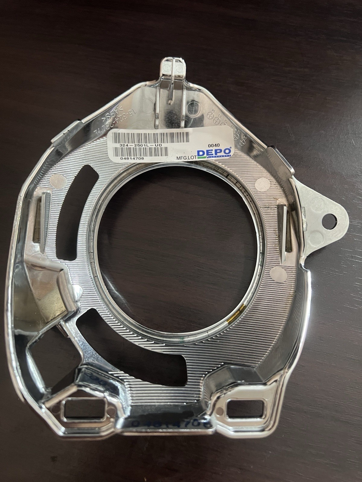 DEPO ES330 Fog Light Trim Front Left Chrome 2005-2006 - photo 2