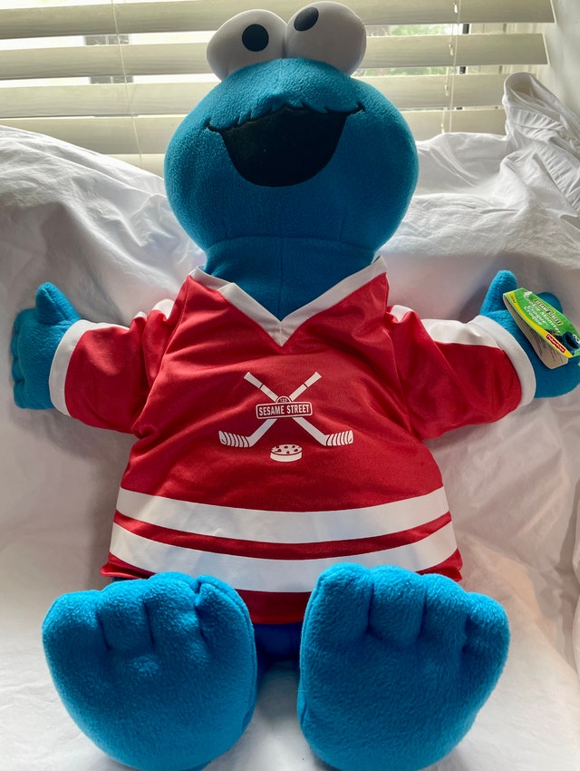 24” 2006 Fisher-Price Hockey Cookie Monster Plush - NWT
