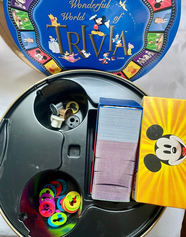 1997 Disney Trivia Game – Gold Collector's Tin Edition - photo 3