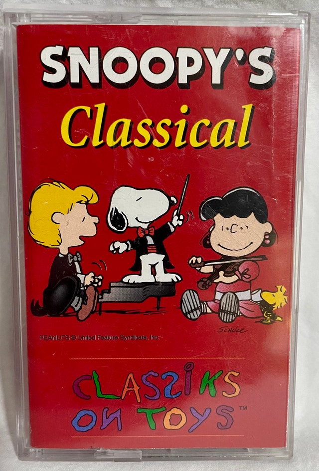 Peanuts Cassette: Snoopy’s Classical – Clasziiks on Toys