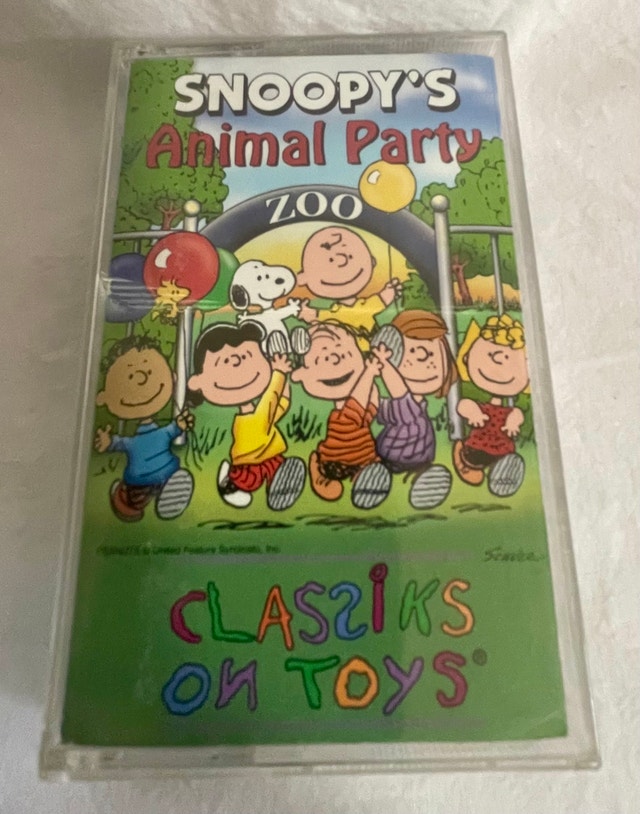 Peanuts Cassette: Snoopy's Animal Party (Zoo)