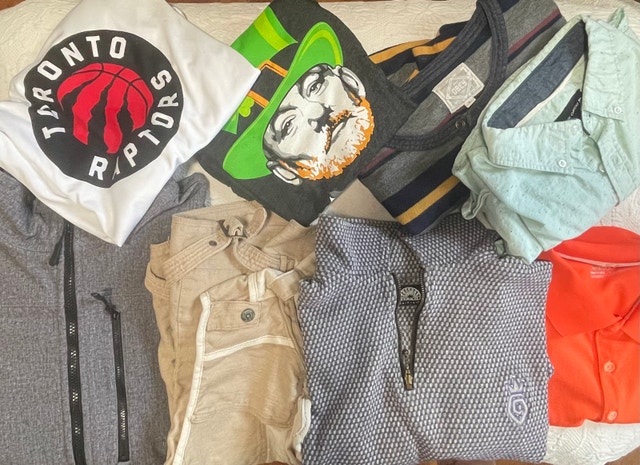 Large/XL Clothing Lot (8 Pieces)