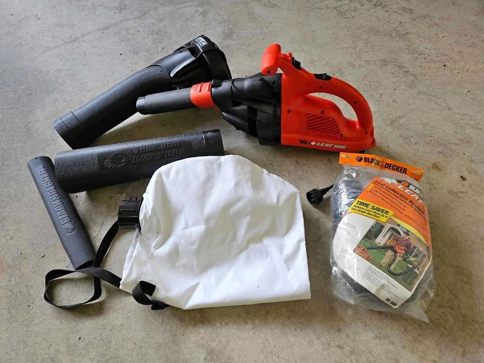 Black and Decker Leaf Hog (Blower & Vacuum), Corded