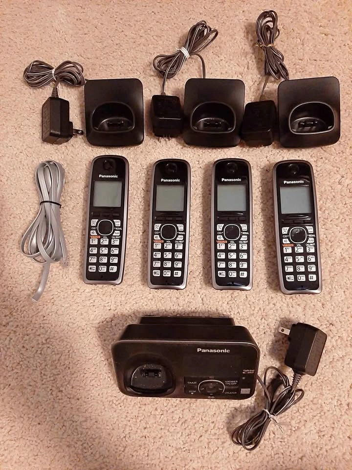 Panasonic Landline Telephone Set, 4 handset stations