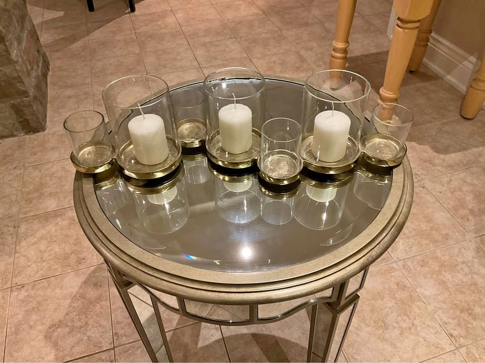 Candle Runner Cristelle. Metal Base