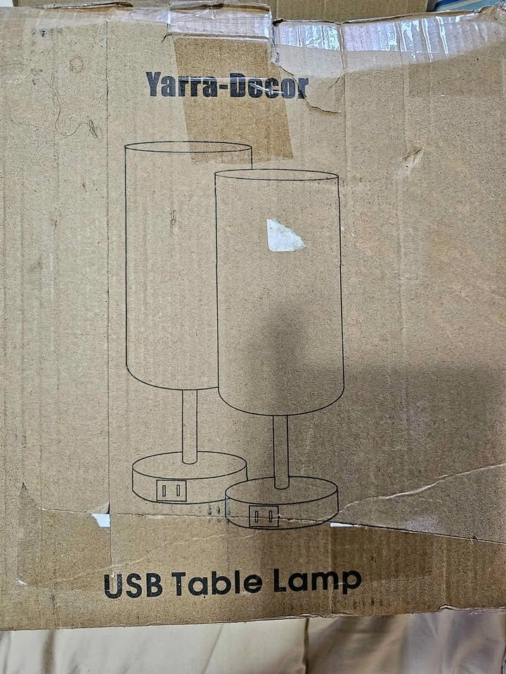 1 piece Yarra-Decor USB Table Lamp
