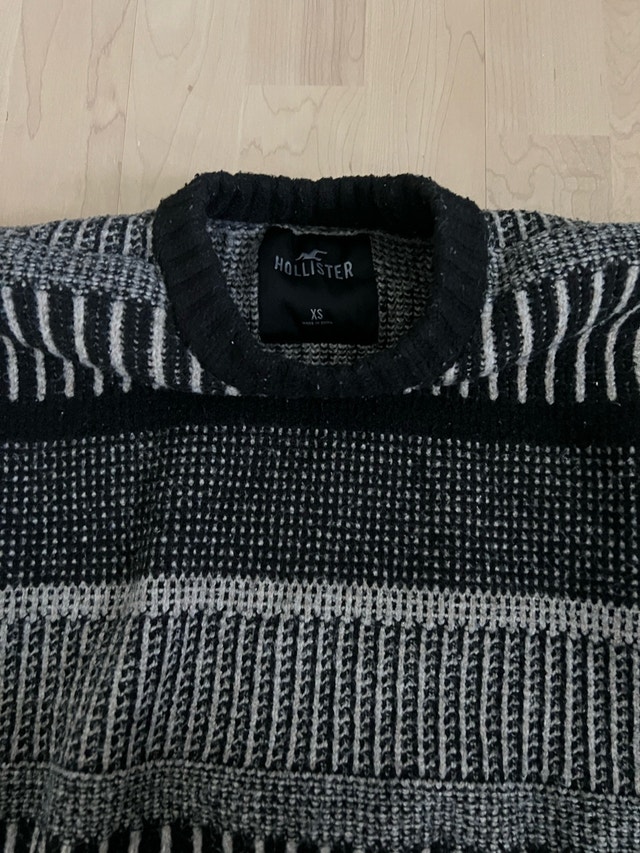 Hollister Sweater - photo 2
