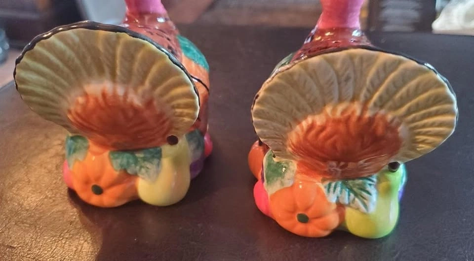 Turkey Salt and Pepper Shakers - photo 5