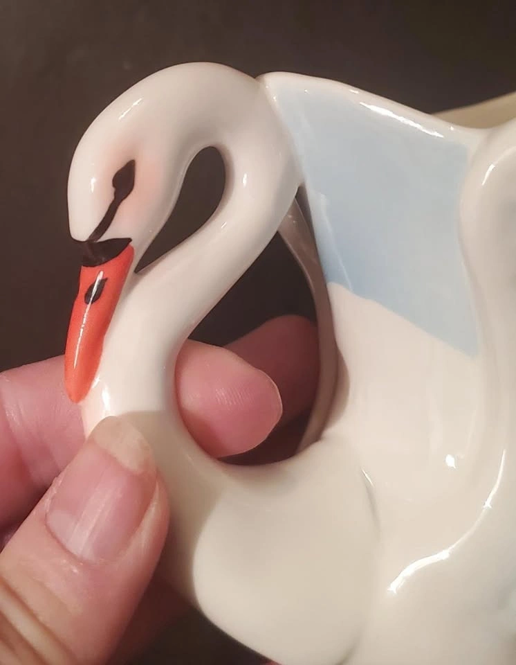 Vintage Ceramic Swan - photo 4
