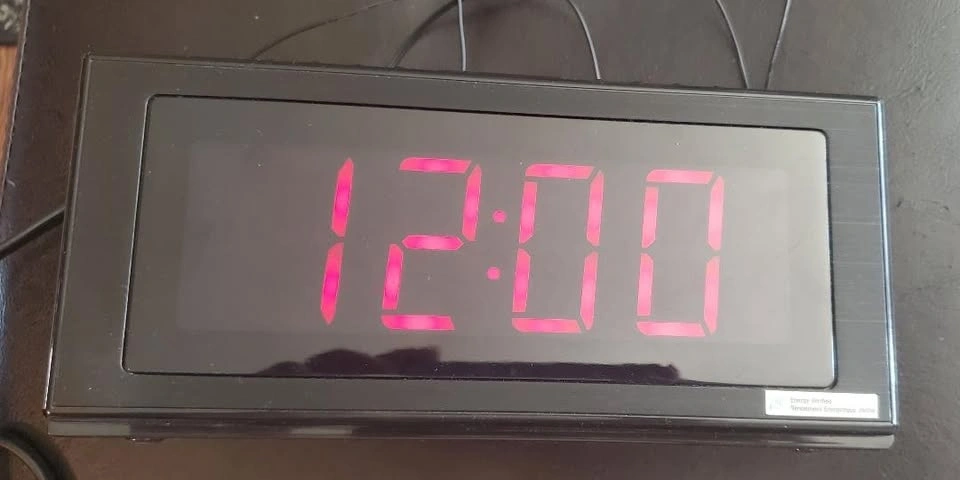 Clock Radio with Manual - photo 3