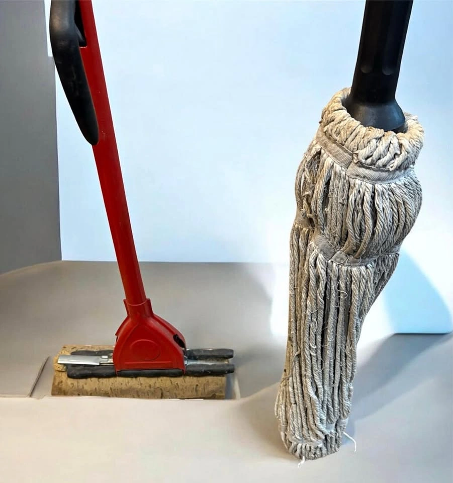 Sponge Mop and String Mop used condition