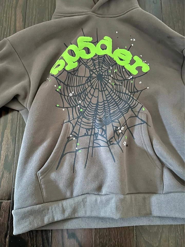 Green spider hoodie