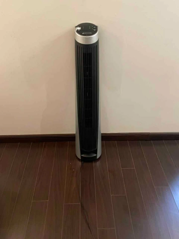 Bionaire Tower Fan - Works Great - photo 2