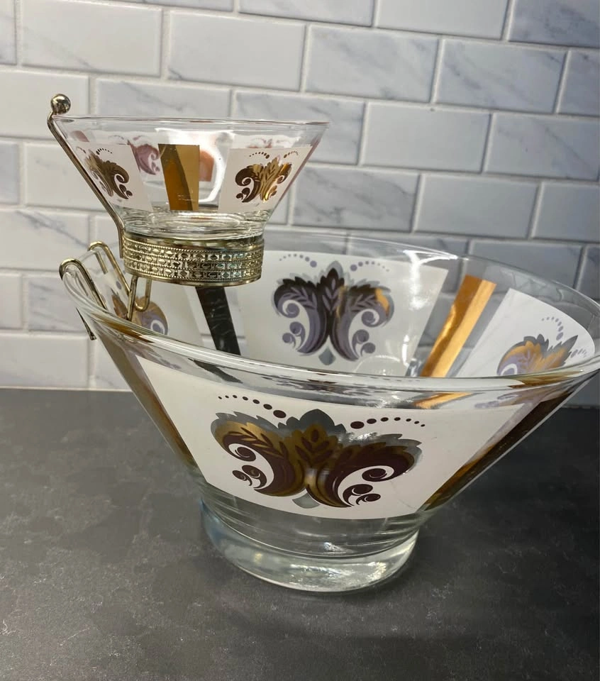 Vintage MCM Anchor Hocking Gold Fleur-de-Lis Chip and Dip Bowl S - photo 4
