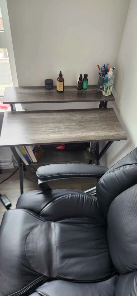 Desk + Chair - photo 2