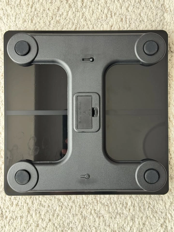 BRAND NEW Tempered Glass Personal Weight Scale - 2xAAA - $10 - photo 2