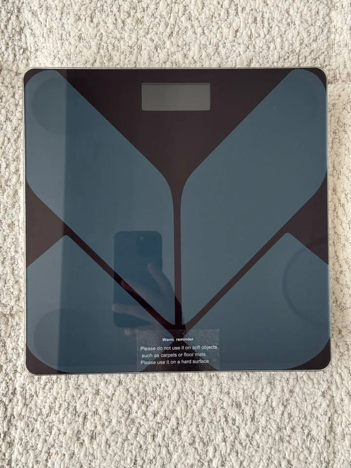 BRAND NEW Tempered Glass Personal Weight Scale - 2xAAA - $10 - photo 5