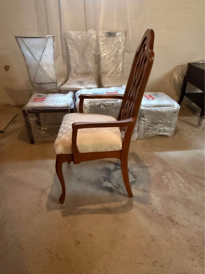 Traditional Cherry Wood Dining Chairs - Set of 4 - photo 4