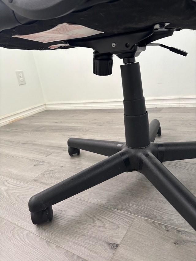 Turcotte Luxura High-Back Executive Office Chair - photo 2