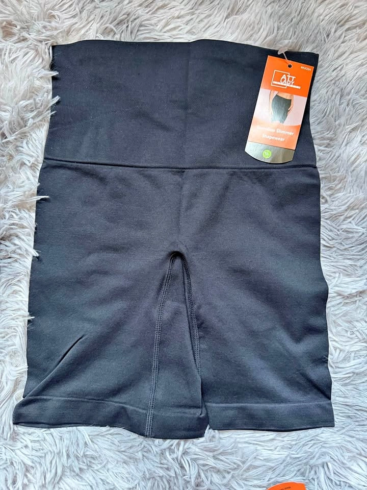 Shapewear Seamless Boyshorts MEDIUM