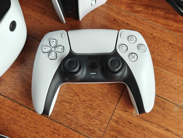 PlayStation 5 Slim (Disc Edition) + VR headset for sale - photo 2